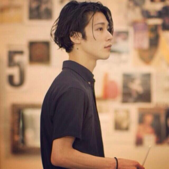 塩顔男子bot Pa Twitter 渡辺琢磨 美容師 塩顔 塩顔男子 ｷﾀ ﾟ ﾟ どこのお店ですかね 首筋のホクロが また なんとも Http T Co N72h3djbwr Twitter