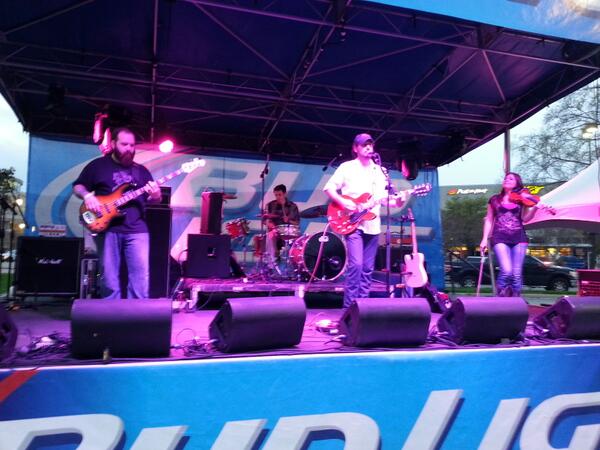 1855COOKERS's tweet photo. It was a pleasure watching brother Brant Lee Croucher play the main stage tonight at @FrontierFiesta! http://t.co/SzsICL1NZt