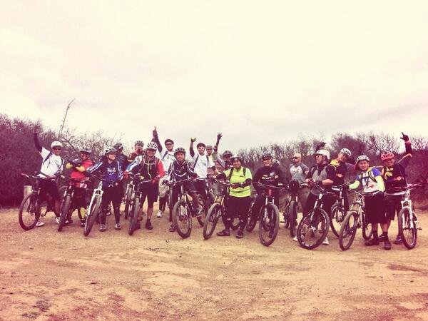 EduArgueta's tweet image. Lots of people in today's ride. It just made it even better. #mtb #ptmugu #hellhill #inthemiddle