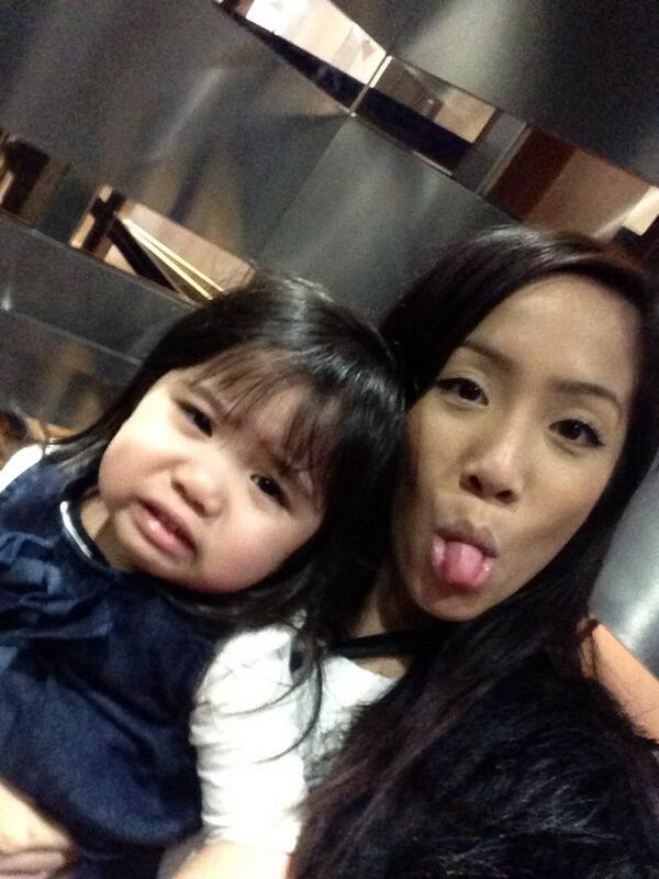 JenCapuno's tweet photo. Not impressed with this selfie business http://t.co/IJbjfUEOWQ