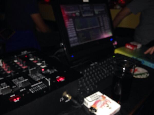 Wij(n) zijn er klaar voor #90sparty <a href="/cafethealley/">Café the Alley</a> #beng