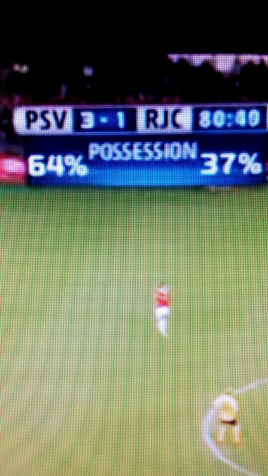 Markvlent's tweet photo. Het blijft knap... #psvrod http://t.co/trT20Iy7mk