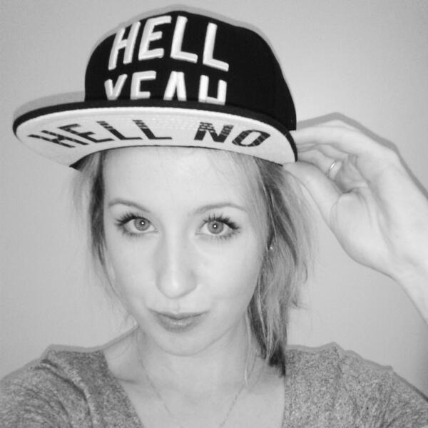 snoopasaur's tweet photo. Can't deal with how cool my SnapBack is #hellyeahhellno snapbacks are the shizzle #gangstaaaa http://t.co/8kaaT0EjKK