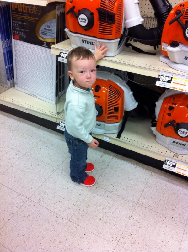 HaroldStockburg's tweet photo. Mom, I want a @STIHLUSA backpack blower from @aceeastbrainerd http://t.co/JUrPMueieV