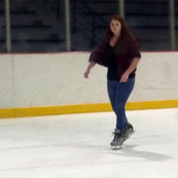 han_emg's tweet photo. Ice skated for the first time today and only fell on my ass one time. 😂 http://t.co/qaXMx9orJh