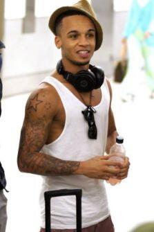 Haffy647's tweet photo. @AstonMerrygold BEST PIC OF U EVER ...... WAIT EVERY PIC IS AMAZING .... OMG I JUST CORRECTED MY SELF LOL 😉 http://t.co/ThuNaisw5K