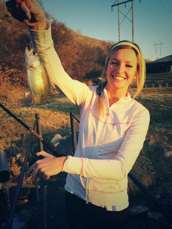 RichmondCasey's tweet photo. My angel/ princess/ queen/ nugget/ cutie girlfriend caught her first fish today!! @michaela518 I freaking love you!👸 http://t.co/Yv2JQjxWtv