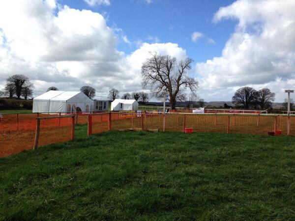 Course is looking good first race 1230 6races &amp; 3pony races, bar and kids entertainment a great day out for all!