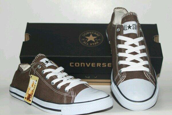 GluklichShoes's tweet photo. CONV LOW COKLAT size: 36-43 170rb http://t.co/U2mQWb1e54