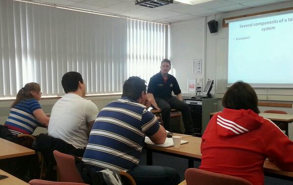 Barrie Roberts 🍊 tweet media