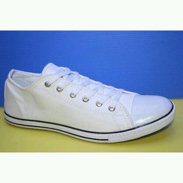GluklichShoes's tweet photo. CONV SLIM LOW PUTIH 37-43 170rb http://t.co/IVwTeyMcy9