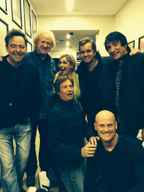 CarnieWilson's tweet photo. Chicago ..... And ME!!!!! AHHHHH LOVE ALL THOSE GUYS. Heart , soul and grace . Thx to them for warming my heart!!xo http://t.co/BKpf0V8wLk