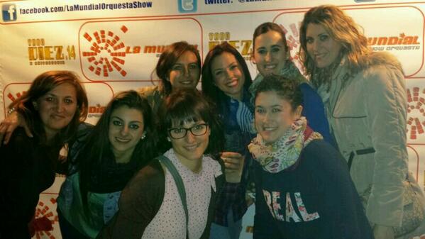 marilofc's tweet photo. Magnifica noche la de ayer con @LaMundialShow increíble... http://t.co/UfAGQkAlg8
