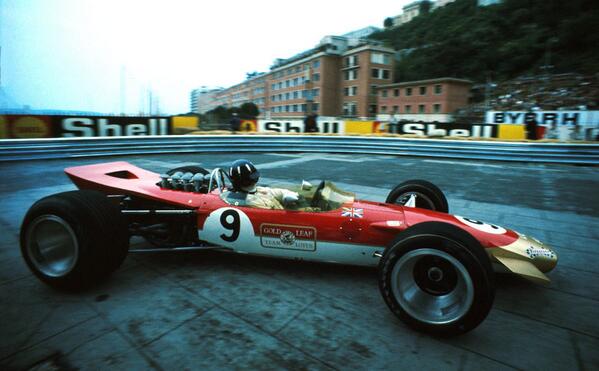 EdgarFigueiras's tweet photo. Graham Hill, Lotus http://t.co/UX4wY7Kwvo