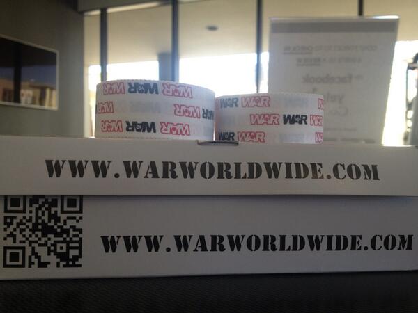 ChadGeorgeMMA's tweet photo. After a gr8 day @ #naga I come home &amp; brand new @warworldwide box #stoked. Now off 2 @UofMMA 2 put it 2 use! #teampkg http://t.co/afqHCe3A5x