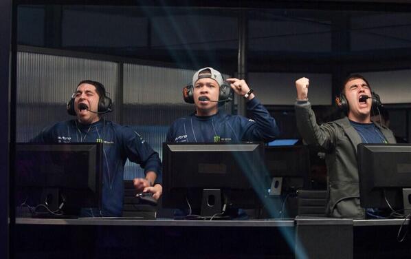 TmarTn's tweet image. RT for EnVy