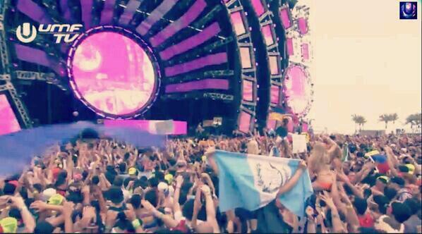 DVBBS_gt's tweet photo. Guatemala presente en el #Ultra2014 http://t.co/wcIOI2H25c