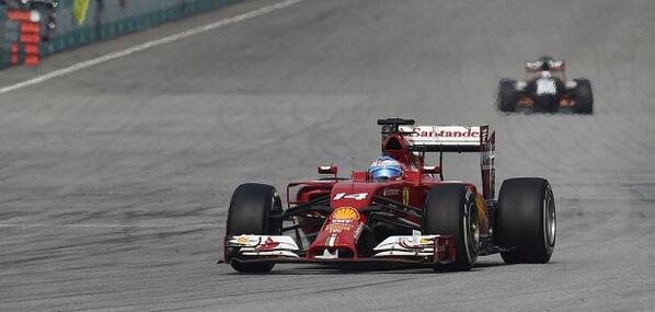 ScuderiaFerrari's tweet photo. #FerrariMALGP A hard fought 12 points #ForzaFerrari http://t.co/u9IbFAuovo http://t.co/8ADJDG4OHW