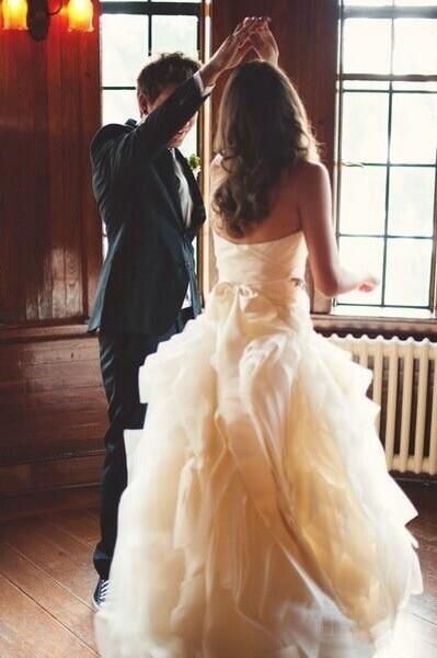 ASouthernWay's tweet image. That dress 😍😍😍😍