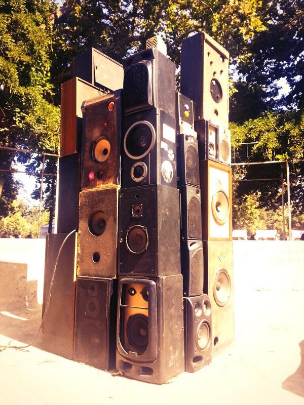 InfoBAM's tweet image. "Desde el mas alla" obra interactiva de IgnacioDacio #METAMORFOSIS @LollapaloozaCL