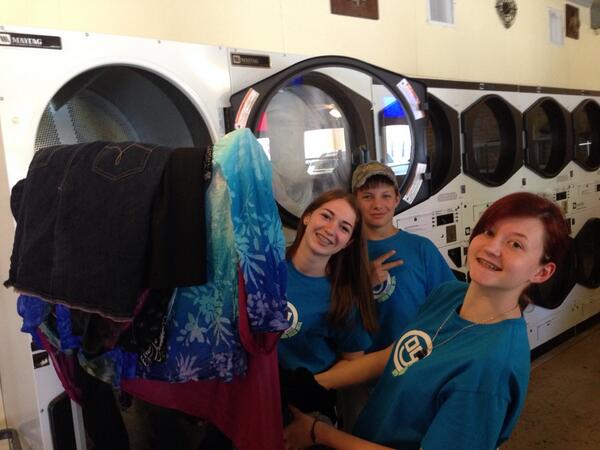 JustinTSC's tweet image. #dogoodla laundrylove new orleans #simplechurch