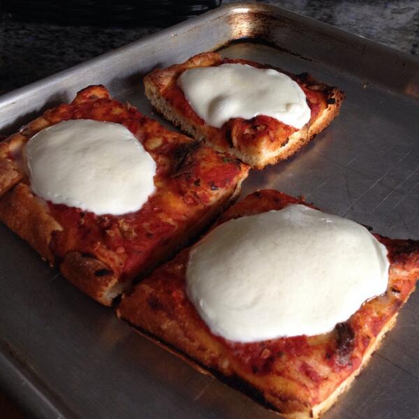 LikeAnItalian's tweet image. Sicilian pizza with fresh mozzarella and anchovies. #delicious