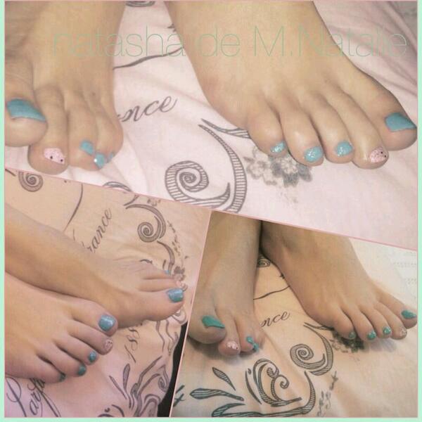 perritawanda's tweet photo. Fav to Natasha's Mint &amp; Strawberry Ice Cream at the #SluttyPedicureContest, inspired in Spring flavours and colours http://t.co/yj9tHJSN7I