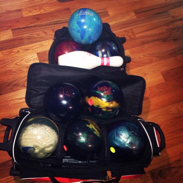 ProblemsBowler's tweet image. #BowlerPorn...or Naw? 🎳❤️