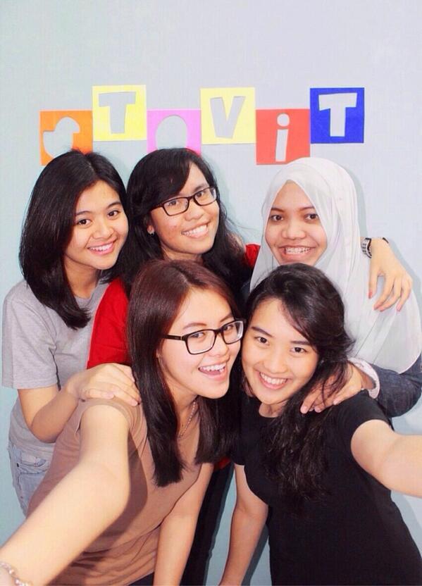 bemfkgunair's tweet photo. Dan yang terakhir, dengan nilai retweet terbanyak sebesar 133, dimenangkan oleh @beshlinafitri ! Wah selamat! http://t.co/c4VsYeiYA5