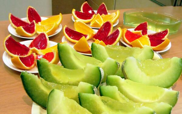 PoppyMom's tweet photo. 10 Tips for Getting Your Child to Eat Healthy Food - Read the post **http://t.co/inmVl7OzJF**. View image: http://t.co/R4MQfyquCu