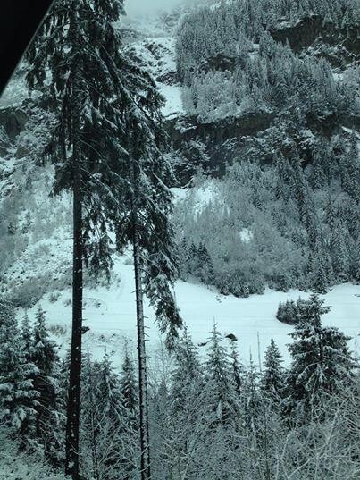 SkiExchangeLtd's tweet photo. Please Feel Free To Post Pictures To Us So We Can See What The Weather Is Like..Our Technician Simon Is In Tignes! http://t.co/fK9S3nRfXL