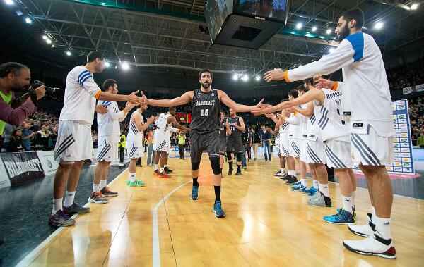 BILBAO BASKET - REAL MADRID - Página 2 BjatCKWCAAAFfFN