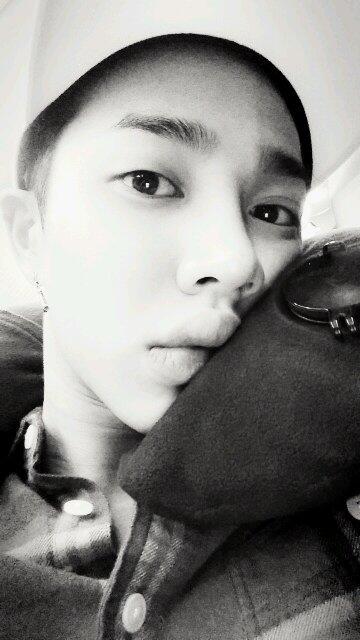 C.N.-B2st tweet media