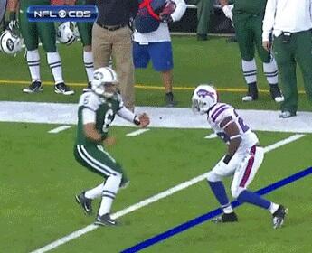 NOTSportsCenter's tweet photo. Top 10 funniest GIFs of Mark Sanchez' #Jets career: http://t.co/ZKvSdx8NPS

#2 Watch out Mark! http://t.co/48EplZqgmD