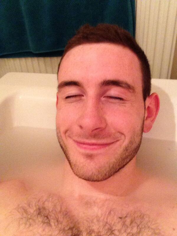 @RobertAdams2 <a href="/AdamLatcham/">Adam Latcham</a> <a href="/TLiddington/">thomas liddington</a> everybody loves bath time!