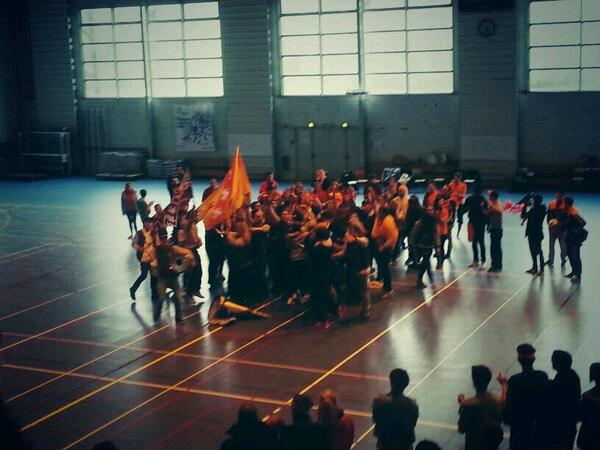 BDEIGR's tweet photo. Bravo a Metz pour leur trophée de l'ambiance !!!! #CDF2014 http://t.co/E1FUqVmdTN