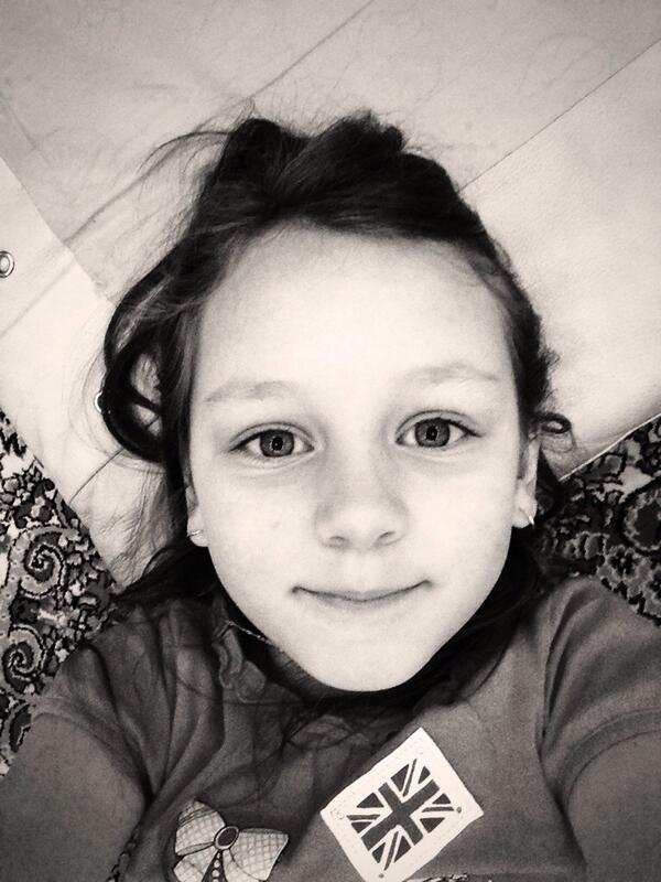 name71527958's tweet photo. @SashaSpilberg привет Саша Спилберг я люблю тебя. http://t.co/wxNn7ftOXY