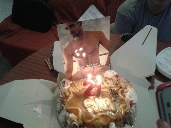 Muchas gracias a mis niñas guapas!!:-*:-*@AAlbaaz  <a href="/Veroplrbb/">Veronica Peñalosa</a>  <a href="/VirgyCS/">Virginia Caro</a>  <a href="/brenda_lpz2/">brenda lópez</a> besitos guapas