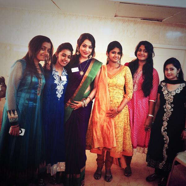actorramya's tweet photo. Caught up with the super singers after loooong!:)#MusicMadeBeautiful http://t.co/4LrDILH7DS