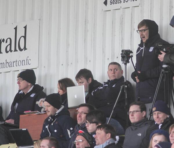 davidyoungphoto's tweet image. Remarkable that we ever get any accurate coverage #yawn #whistle #çheckingphone at least @james_christie is watching