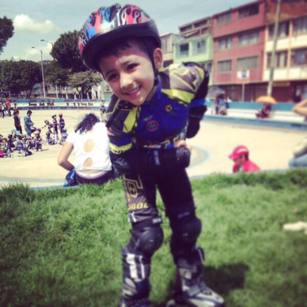 LydaIsabelGonza's tweet photo. Hijo eres lo mejor http://t.co/GfZRhwIItg