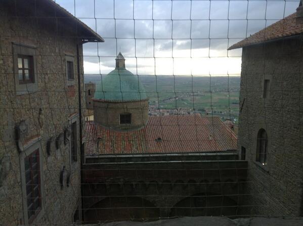 OpusPaulicium's tweet photo. Mansarda con vista @ChezArringatore ! Splendido pomeriggio al @MAEC_Cortona con @arringatore e @amantietruschi. http://t.co/BLU8G6j2wN
