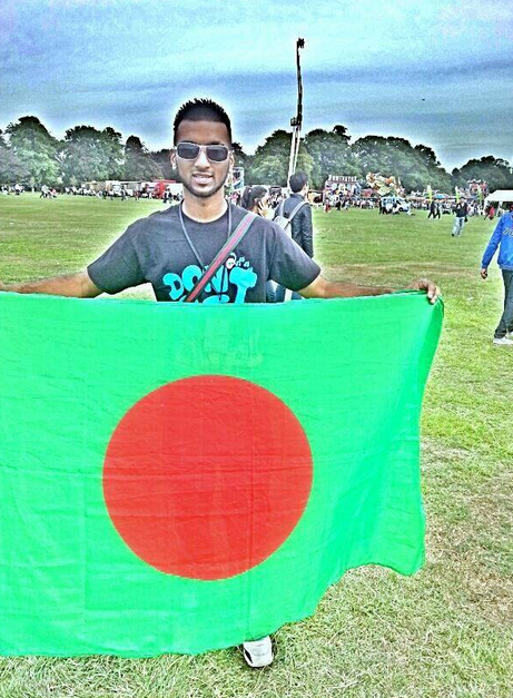 SparkamanFans's tweet photo. Repping it! http://t.co/AXPS5wQiYh