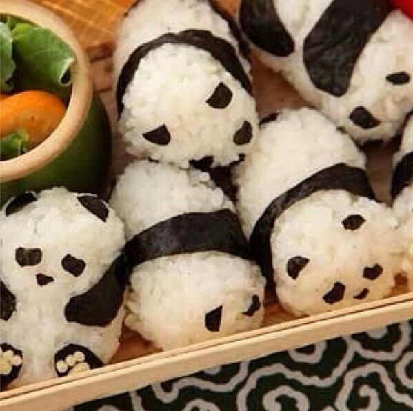 "<a href="/EatCIean/">Healthy Recipes</a>: Cute panda sushi! " <a href="/jwr/">jwr</a> #moesditnetretweet #fatpanda ;)