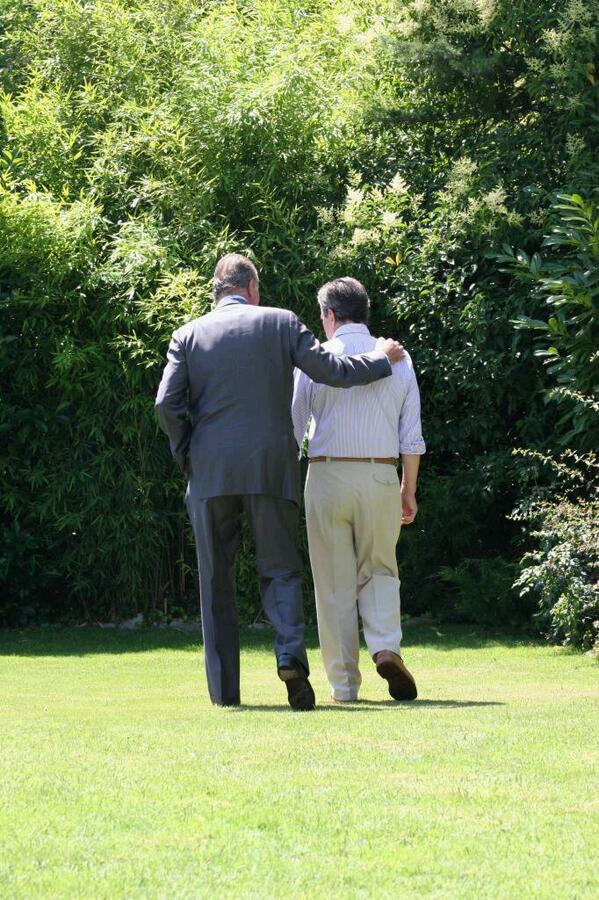 Dos amigos que han forjado la LIBERTAD y la DEMOCRACIA en ESPAÑA. Reconozcamos sus meritos, eso hace grande un Pais.