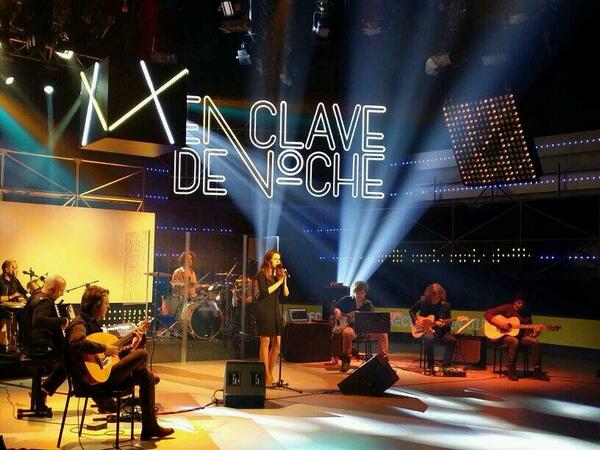 mafiilla's tweet photo. @antena3com  @nocheenvelarne  esta madrugada @tu_concierto  @Angelica_Leyva en concierto Antena3 #Unicos http://t.co/JMbHxy8a9A