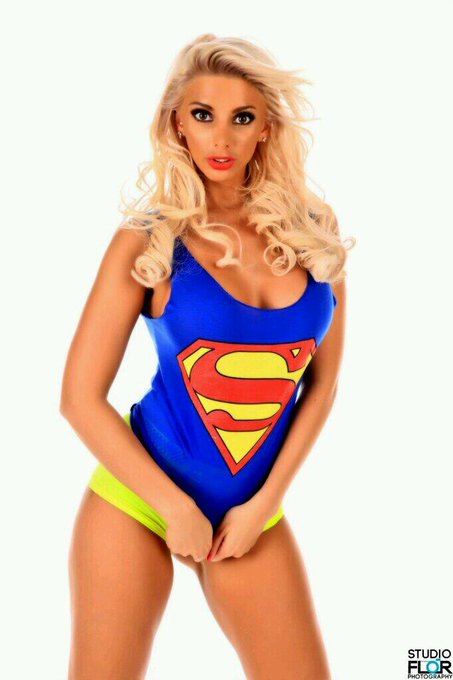 #superwoman #supersunday http://t.co/Db7YnXCcLI<a href="/tag/superwoman"class="tags">#superwoman</a><a href="/tag/supersunday"class="tags">#supersunday</a>