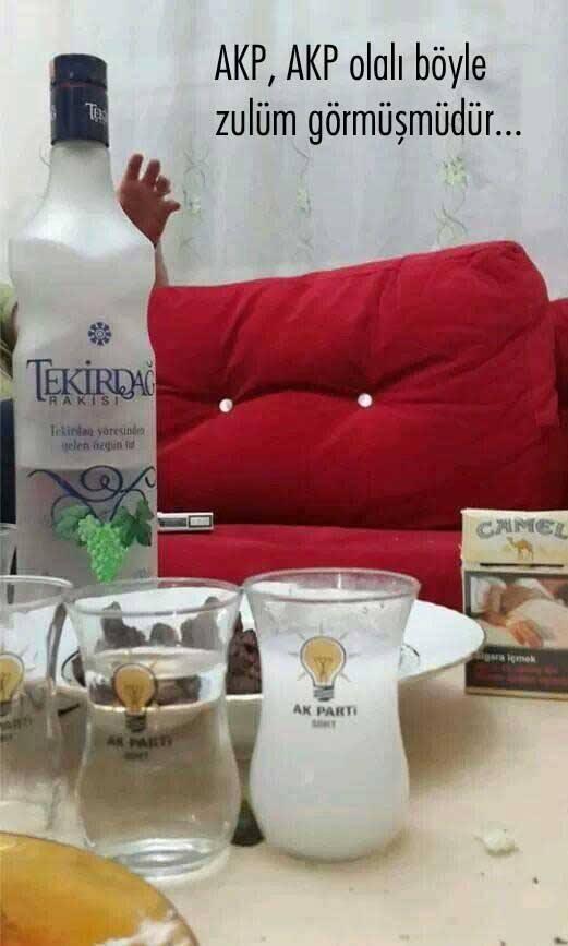 YrGngelopoulos's tweet photo. AKP, Trakya'ya çay bardağı dağıtırsa :)) http://t.co/A6c1PYuuRy