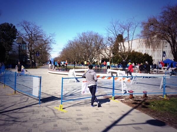 jbors92's tweet photo. Blue skies for #stormthewall #ubcrec http://t.co/6ylp5Tkgp4