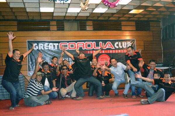 Penuh suasana ceria kopdar bulanan.....